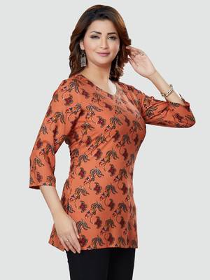 Coral printed rayon short-kurtis 3