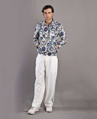 Blue & White Fionn 1