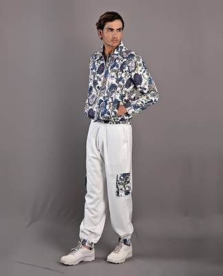 Blue & White Florian 1