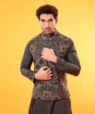 Olive Green Embroidered Kurta & Bandi 2
