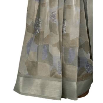 Grey printed organza saree with blouse 3