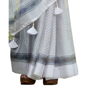 Grey printed organza saree with blouse 3