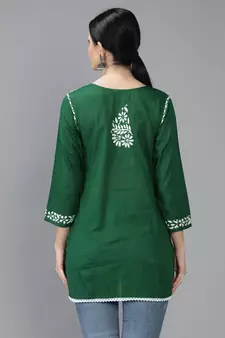 Green embroidered cotton short-kurtis