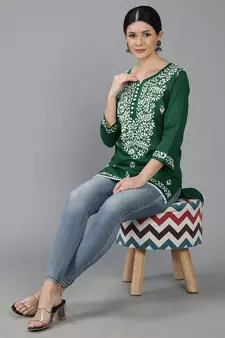 Green embroidered cotton short-kurtis