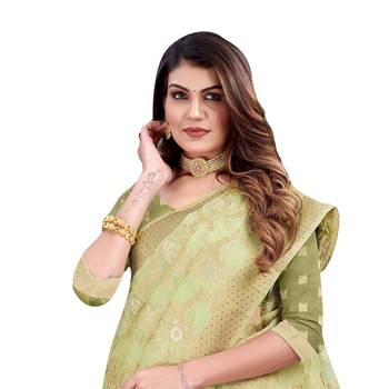 Green woven organza saree with blouse 2