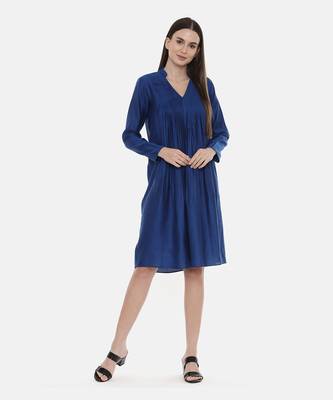 Blue Pintuck Linen Satin Dress 4