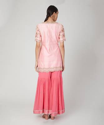 Fuchisa Kurta With Sharara Set 2