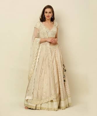Ivory Lehenga Blouse Dupatta 6