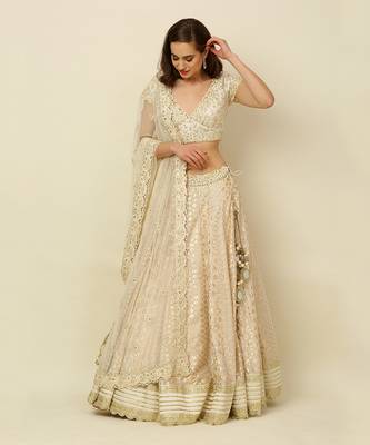 Ivory Lehenga Blouse Dupatta 7
