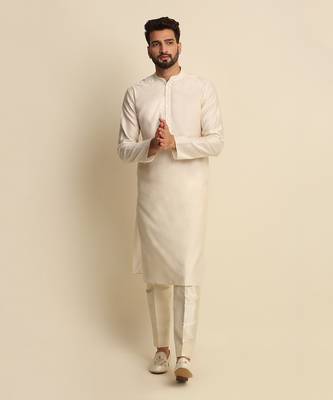 Off White Embroidered Sherwani 2