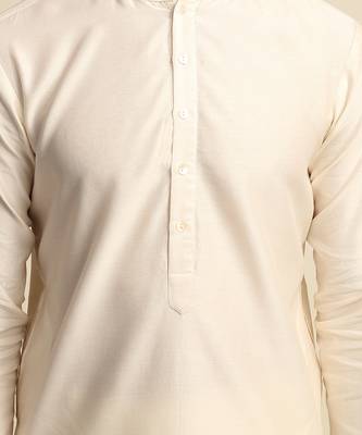 Off White Embroidered Sherwani 9