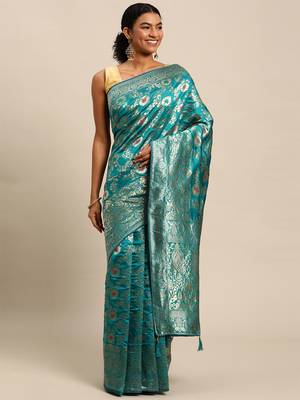 Green Woven Jacquard Saree With Blouse 4
