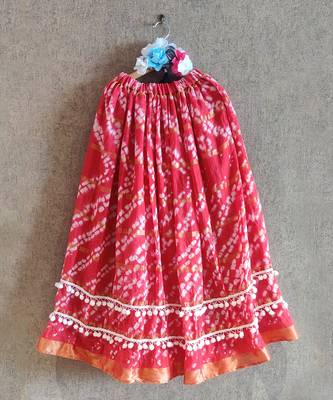 Red Bandhni Skirt With Gold Top 2