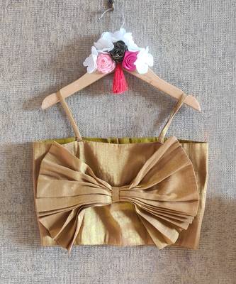 Green Ghaghra With Gold Bow Top 4