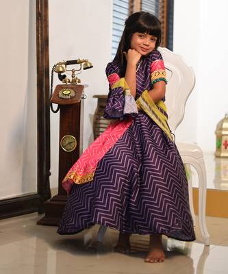 Zig Zag print Lahenga with double layered Lahenga 2