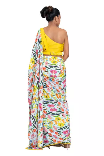 Yellow Muslin Plain Saree With Blouse