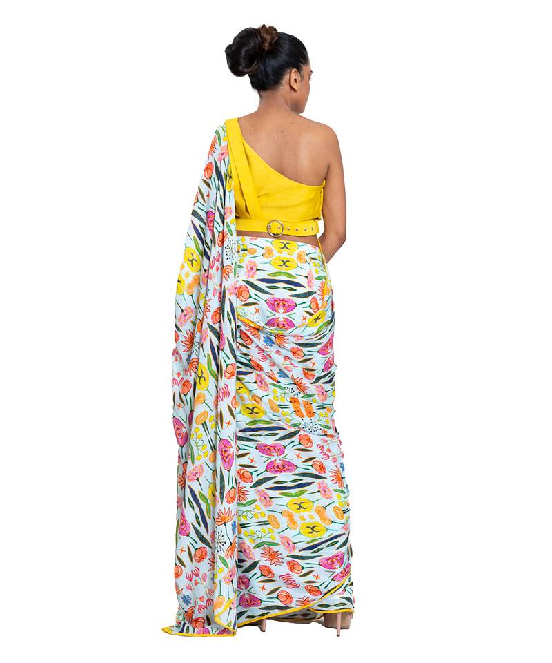 Yellow Muslin Plain Saree With Blouse