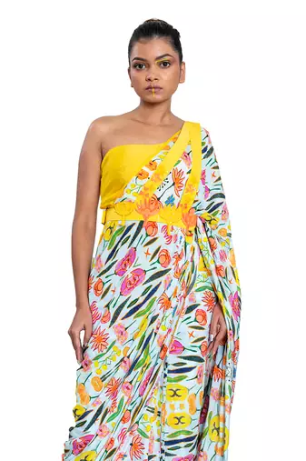 Yellow Muslin Plain Saree With Blouse
