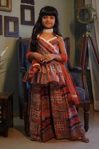 For Girl Short Kurta and Bottom