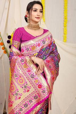 Navy Blue Patola Silk Multicolor Woven Patola Saree 3