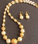 Beautiful Handmade Pearl Necklace Set  