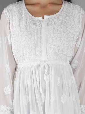 Hand Embroidered Lucknowi Chikankari White Viscose Georgette Short Top with Slip 4