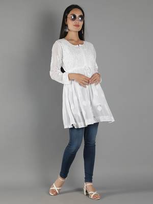 Hand Embroidered Lucknowi Chikankari White Viscose Georgette Short Top with Slip 5
