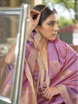 SAREE MALL Women's Silk Blend Purple Woven Design Handloom Saree With Blouse Piece 2