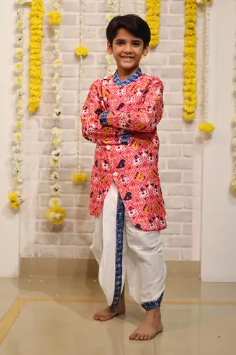 Patola print kurta with off white dhoti
