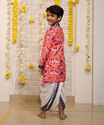 Patola print kurta with off white dhoti 5