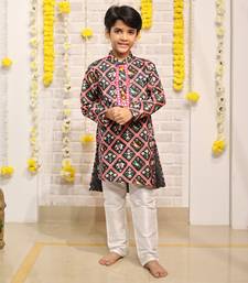 Dark Green Patola Print Kurta with ablawork collar