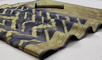 Grey woven organza saree with blouse 1