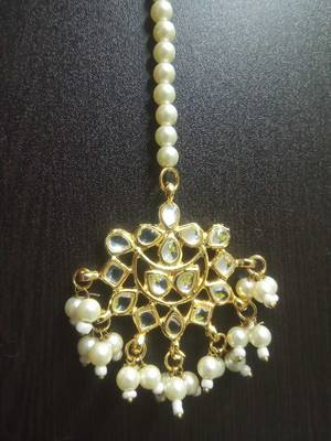 Designer Traditional Ethnic Kundan Maangtikka 1