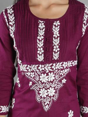Hand Embroidered Lucknowi Chikankari Purple Cotton Kurta 4