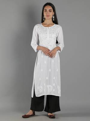 Hand Embroidered Lucknowi Chikankari White Cotton Kurta with Mukaish Work 1