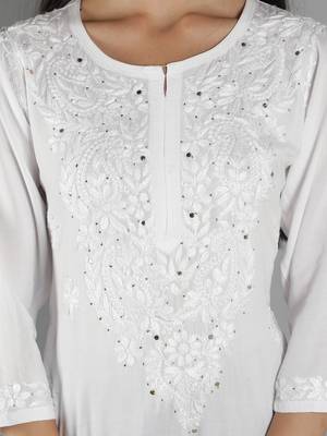 Hand Embroidered Lucknowi Chikankari White Cotton Kurta with Mukaish Work 4