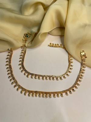 Gold anklets 2