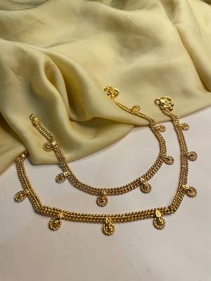 Gold anklets 1