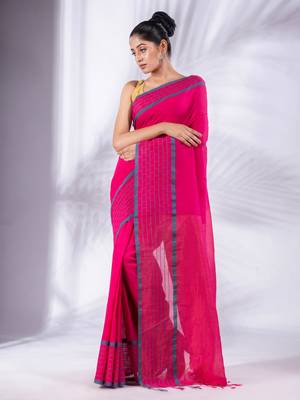 Fuchsia Pure Cotton handwoven soft Saree with zari pallu 2