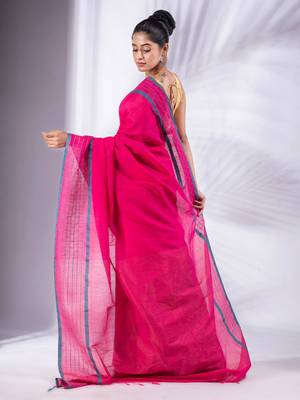Fuchsia Pure Cotton handwoven soft Saree with zari pallu 4