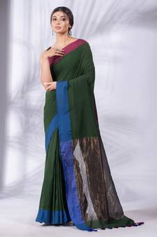 Green Pure Cotton Woven Design soft Saree with zari pallu