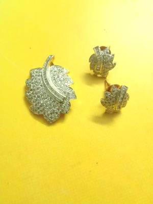 Silver agate pendants 1