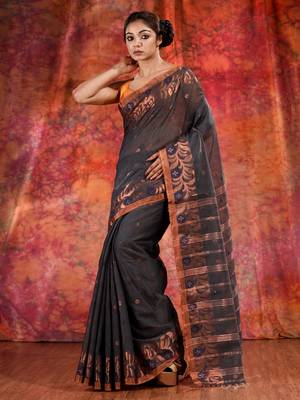 Grey Blended Cotton handwoven saree with zari border 2