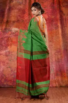 Green Blended Cotton handwoven saree with texture design