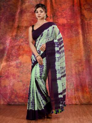 Green Cotton soft handwoven tie dye saree 1