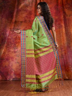 Lime Green Blended Tusser soft handwoven duel tone saree with geometric design in pallu 4