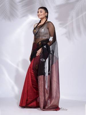 Black and Red Blended Cotton handwoven saree with zari pallu 3