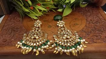 Green Copper Base Gold Plated Kundan Light Weight Earrings Maangtika Set Combo 4