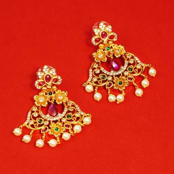 Gold emerald   chandbali 1