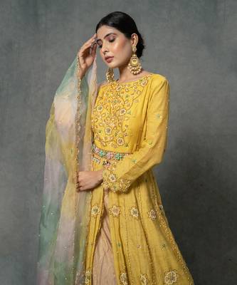 Butter Yellow Hand Embroidered Anarkali Set 5